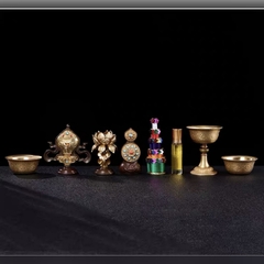 TOMA VÀ HOA VƯƠNG (bằng đồng cỡ bé) - Bộ TOMA Hoa cơ bản