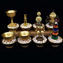 TOMA VÀ HOA VƯƠNG (bằng đồng cỡ bé) - Bộ TOMA Hoa cơ bản