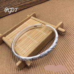 Vòng Tay Bạc Khắc hoa sen