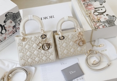 Túi Dior Laddy Đính Ngôi Sao SP Size 20cm Có 2 hộp