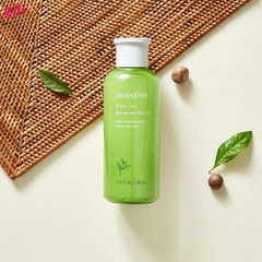 Nước hoa hồng Innisfree Green Tea Balancing Skin EX 200ml chính hãng