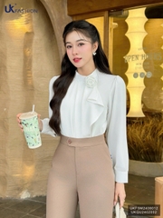 Sơ mi nhún cổ tròn hoa ngực trẻ trung, thời trang, thanh lịch UKFSM2408012