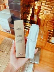 Thanh lăn Dior Prestige le petal multi-perle giúp trẻ hóa làn da