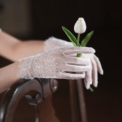 Găng tay cô dâu lưới hoa ren nổi mẫu ngắn mới 2023  giangpkc-phu-kien-thoi-trang