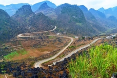 Tour Hà Giang Xe Tự Lái | 4 ngày 3 đêm | Oto riêng