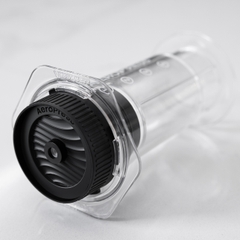 AeroPress Flow Control Cap: Liệu có đáng đầu tư để “nâng tầm” trải nghiệm cà phê?