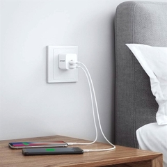 Adapter sạc 2 cổng USB 12W Anker PowerPort Mini A2620