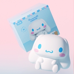 Đèn ngủ cảm ứng Thỏ cinnamoroll tai bự