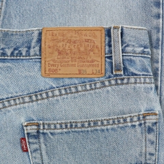 2000s Levi's 505 Denim Jeans Size 36