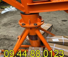 Cẩu xoay 360 độ Rakuda 800kg