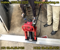 Máy đầm thước chạy xăng 2m