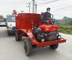Máy trộn bê tông tự hành 18 bao 2 cầu