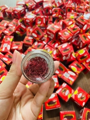 Hộp 1gr  Saffron Nhụy Hoa Nghệ Tây Iran Loại 1 Negin thương hiệu Bahraman