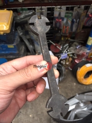 Cờ lê cân vành xe máy