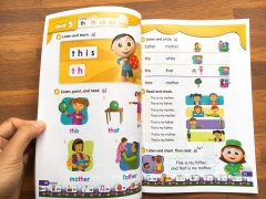 Oxford Phonics World level 4 (Sách nhập) - Bộ 2 quyển tặng kèm file nghe và video