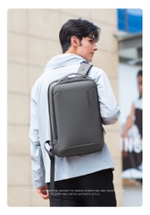 Balo Mark Ryden PROFESSION MR 9008 chống nước, cổng sạc