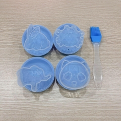Bộ khuôn bánh 4 hình kèm cọ hình con vật