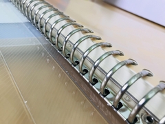 Bìa nhựa kẹp còng B5 có sẵn giấy màu đẹp hot 2022