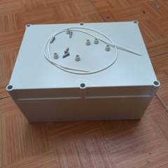 Hộp Nhựa ABS 240x175x117mm, lắp 6 cell lion 31Ah, lắp dư 4 cell sắt photphat 22ah