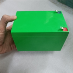 Vỏ lắp được 12 cell 32700 hoặc 28 cell 18650, kích thước Acquy xe điện 12V 12Ah
