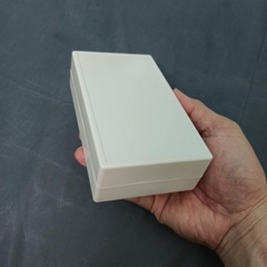 HỘP NHỰA ABS 140*82*38mm (Màu đen, Màu trắng)