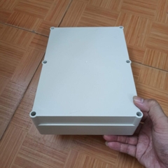 HỘP NHỰA 240x175x68mm lắp vừa 3 cell 46160 (CHỐNG NƯỚC IP65)