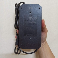 Bộ sạc acquy, sạc xe đạp điện 24V, 36V kèm giắc sạc