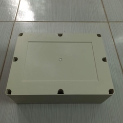 Hộp Nhựa ABS 320x240x110mm lắp được 24 cell 33140 hoặc 8 cell 46160 (Chống Nước IP65)