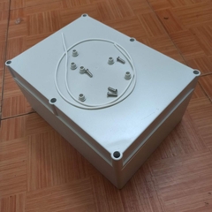 Hộp Nhựa ABS 240x175x117mm, lắp 6 cell lion 31Ah, lắp dư 4 cell sắt photphat 22ah