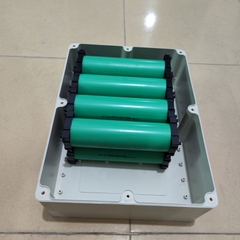 Hộp Nhựa ABS 320x240x110mm lắp được 24 cell 33140 hoặc 8 cell 46160 (Chống Nước IP65)