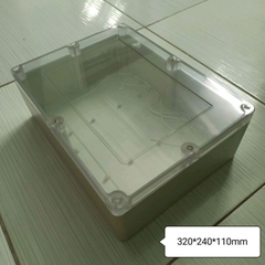 Hộp Nhựa 320x240x110mm nắp trong, lắp được 24 cell 33140 hoặc 8 cell 46160 (Chống Nước IP65)