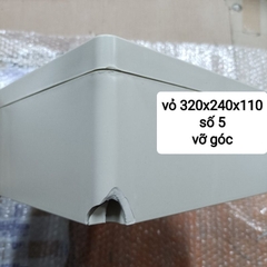 Hộp Nhựa ABS 320x240x110mm lắp được 24 cell 33140 hoặc 8 cell 46160 (Chống Nước IP65)