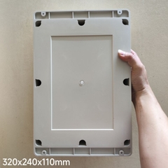 Hộp Nhựa 320x240x110mm chống nước có tai, lắp được 24 cell 33140 hoặc 8 cell 46160
