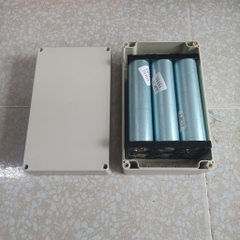 Hộp nhựa ABS 200x120x108mm ( Chống nước IP65 ), lắp được 12 cell 32650 hoặc 6 cell 33140