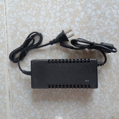 Sạc Pin 3S 12.6V-3A 4A Cho khối pin 3s 12.6v, quạt tích điện, máy khoan pin ....có đèn báo đầy, có lọc nhiễu