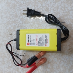 Bộ Sạc Ắc Quy 220V Ra 12V 2A-3A Có Đèn Báo Tiện Lợi