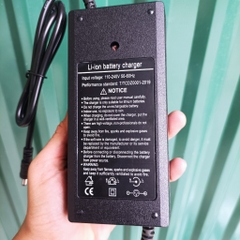 Sạc 16.8V 10A cho pin Li-on hệ 4S