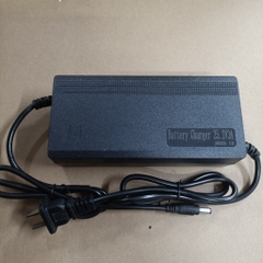 Sạc pin Li-on hệ 5S - 21V - 3A ; 6S - 25.2V - 3A ( có quạt )