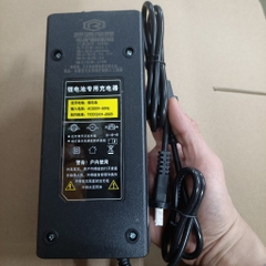 Sạc 5A pin sắt hệ 15s - 54.75V