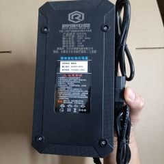 Sạc 8A - 10A dùng cho hệ 16S pin Li-on - 67.2V