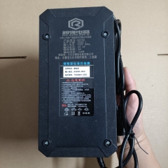 Sạc 8A - 10A dùng cho hệ 16S pin Li-on - 67.2V