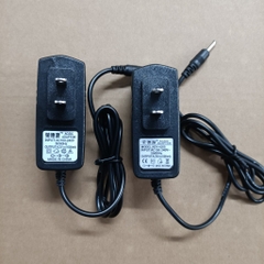 Sạc 1s 4.2v 0.5A - 1A chân kim, có đèn báo đầy, chuyên sạc pin Li-ion 3.7v