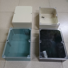 Hộp nhựa kích thước 240x175x90, lắp được 8 cell 33140