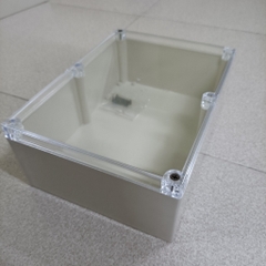 Hộp nhựa kích thước 240x175x90, lắp được 8 cell 33140