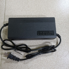 Sạc 43.8V 2A, 43.8V 3A, 43.8V 5A dùng cho pin sắt photphat hệ 12S 36V (có quạt)