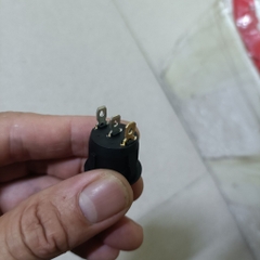 Công tắc bập bênh tròn 19mm, có đèn báo, điện áp 12VDC