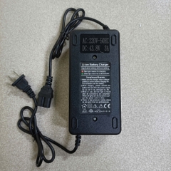 Sạc 43.8V 2A, 43.8V 3A, 43.8V 5A dùng cho pin sắt photphat hệ 12S 36V (có quạt)