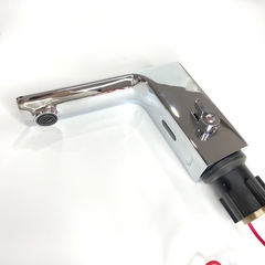 Bộ vòi chậu rửa tay cảm ứng nóng lạnh RC - 1206