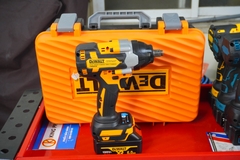 Súng pin 1/2 delwat 700Nm loại 1