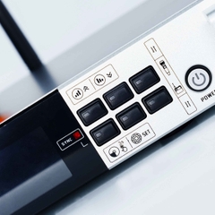 Micro M300 Sự Kiện